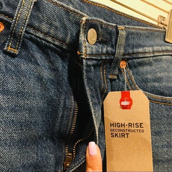 Levi’s High Rise Deconstructed denim Skirt 6/28 - Picture 5 of 6